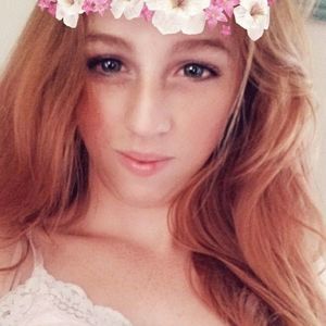 Meet your Posher, Cassandra